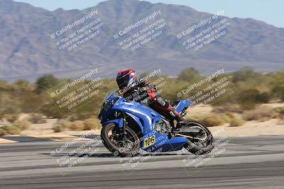 media/Oct-30-2025-Racers Edge (Thu) [[dabbdaf680]]/3-B Group/Session 4 (Turn 9 Side)/